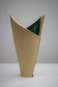 Nele Zander - Vase und Gefäß aus Keramik